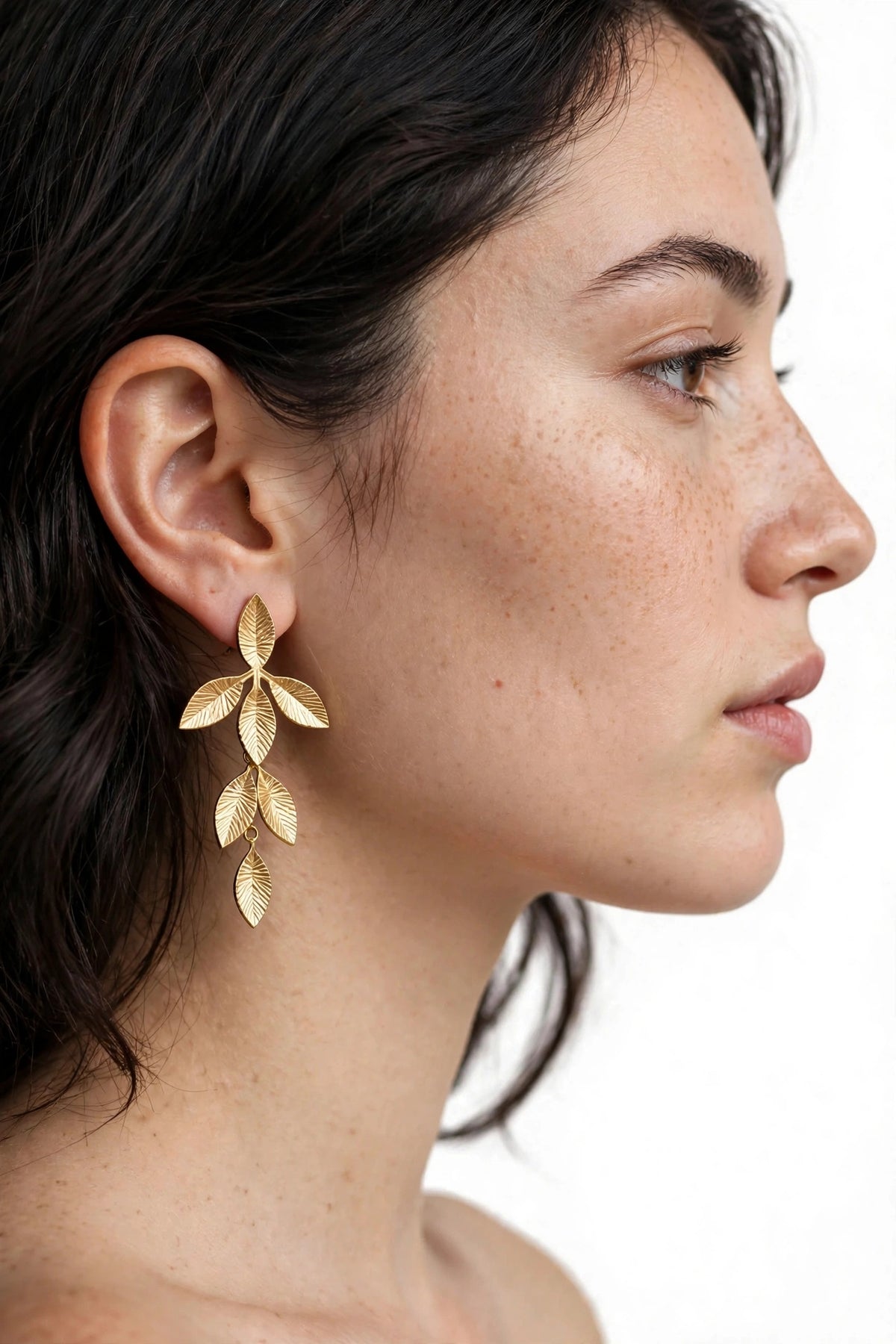 UN TOCCO DI LUCE CHE TRAFORMA OGNI LOOK
